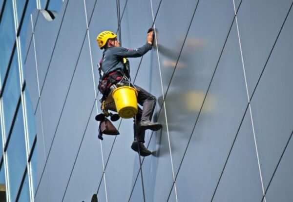 Exterior-Cleaning-Product-and-Equipment